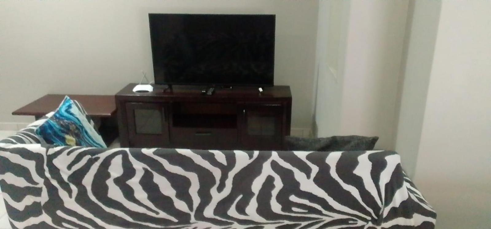 The Apartment On Katherine Street In Central Sandton Johannesburg Bagian luar foto
